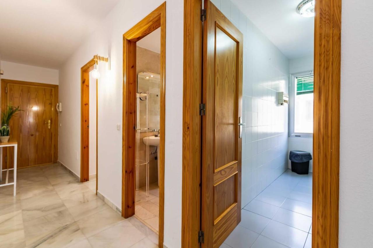 Paseo Marítimo Rey de España esquina Lope de Vega 1 dormitorio más sofá cama salón y cama supletoria Fuengirola Exterior foto